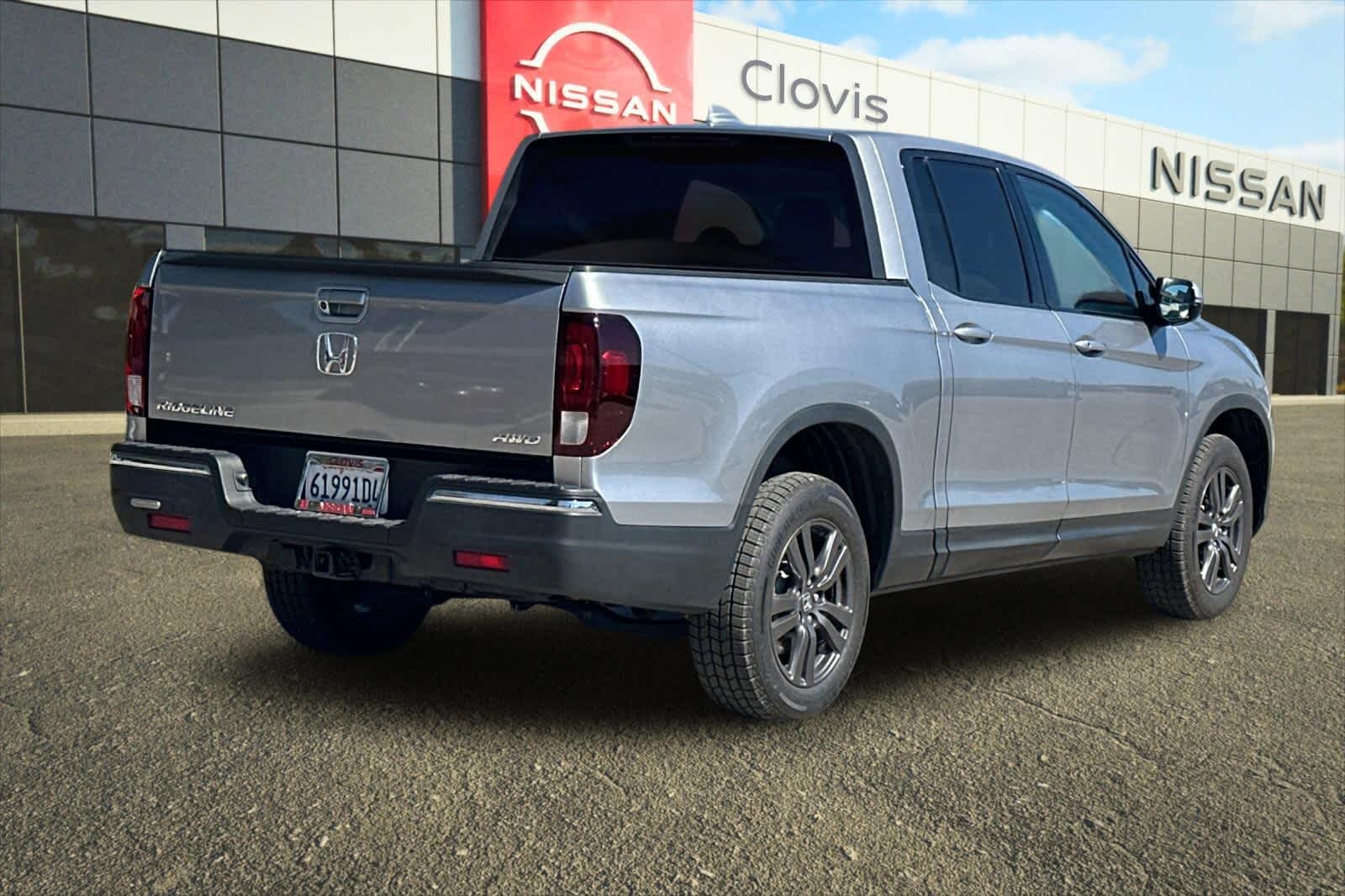 Thumbnail: 2019 Honda Ridgeline - 3