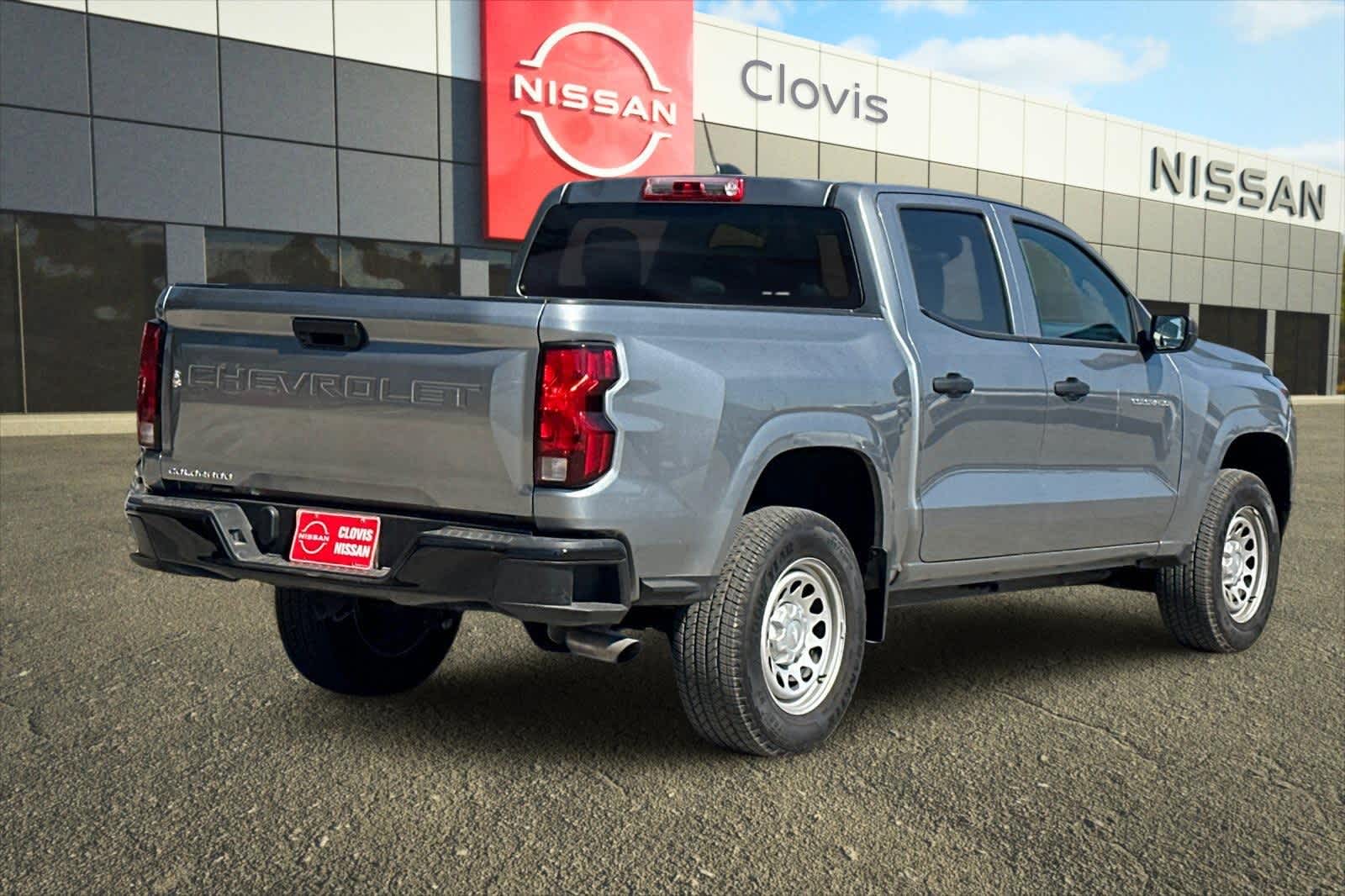 Thumbnail: 2024 Chevrolet Colorado - 3