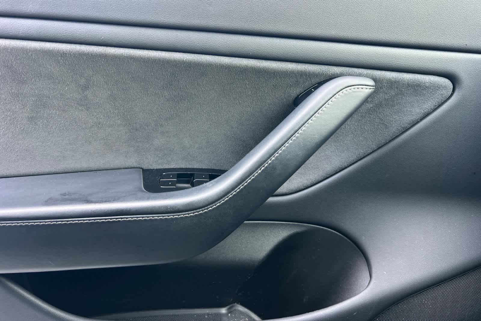 Thumbnail: 2019 Tesla Model 3 - 15