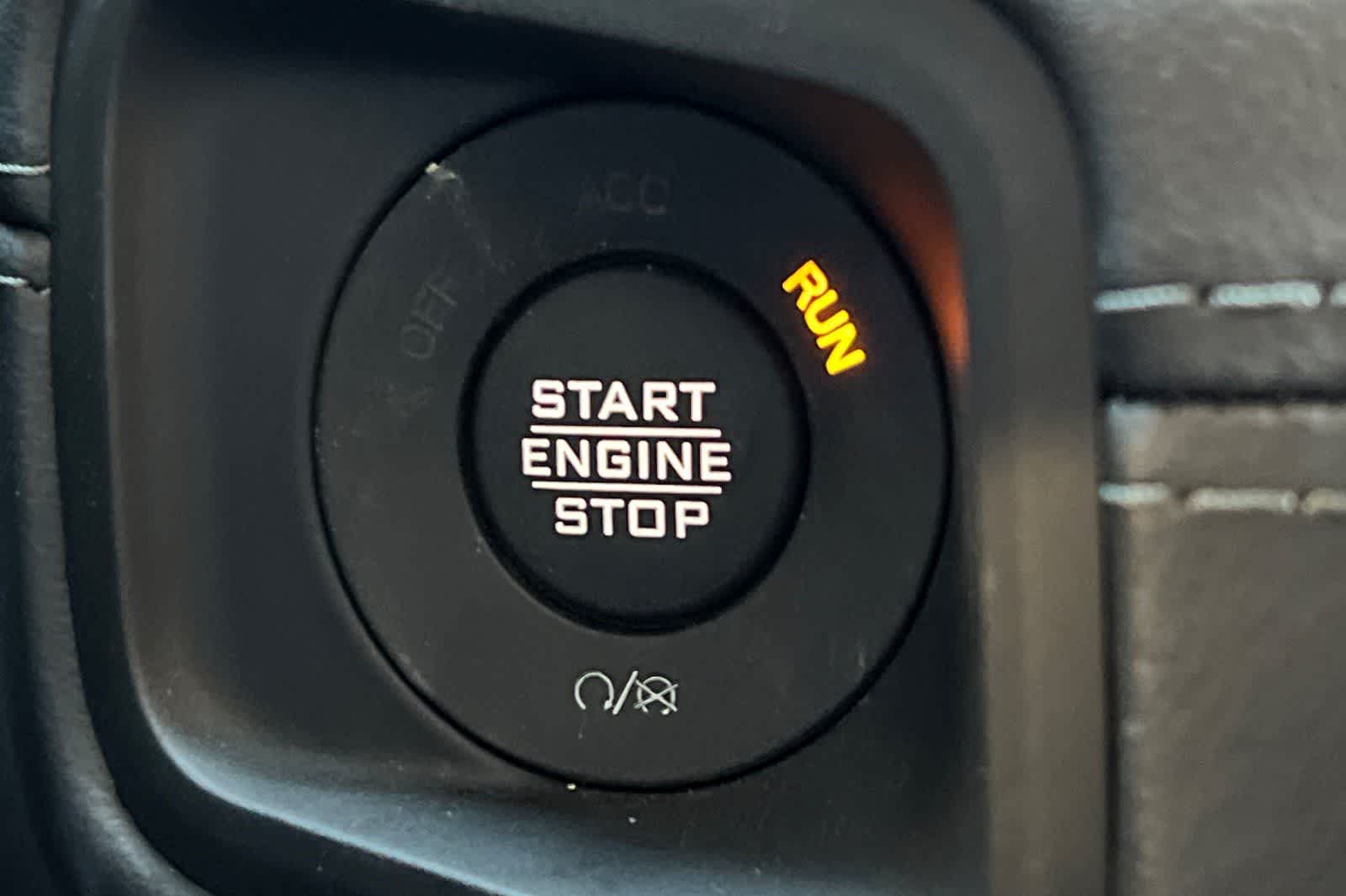 Thumbnail: 2025 Jeep Wrangler - 24