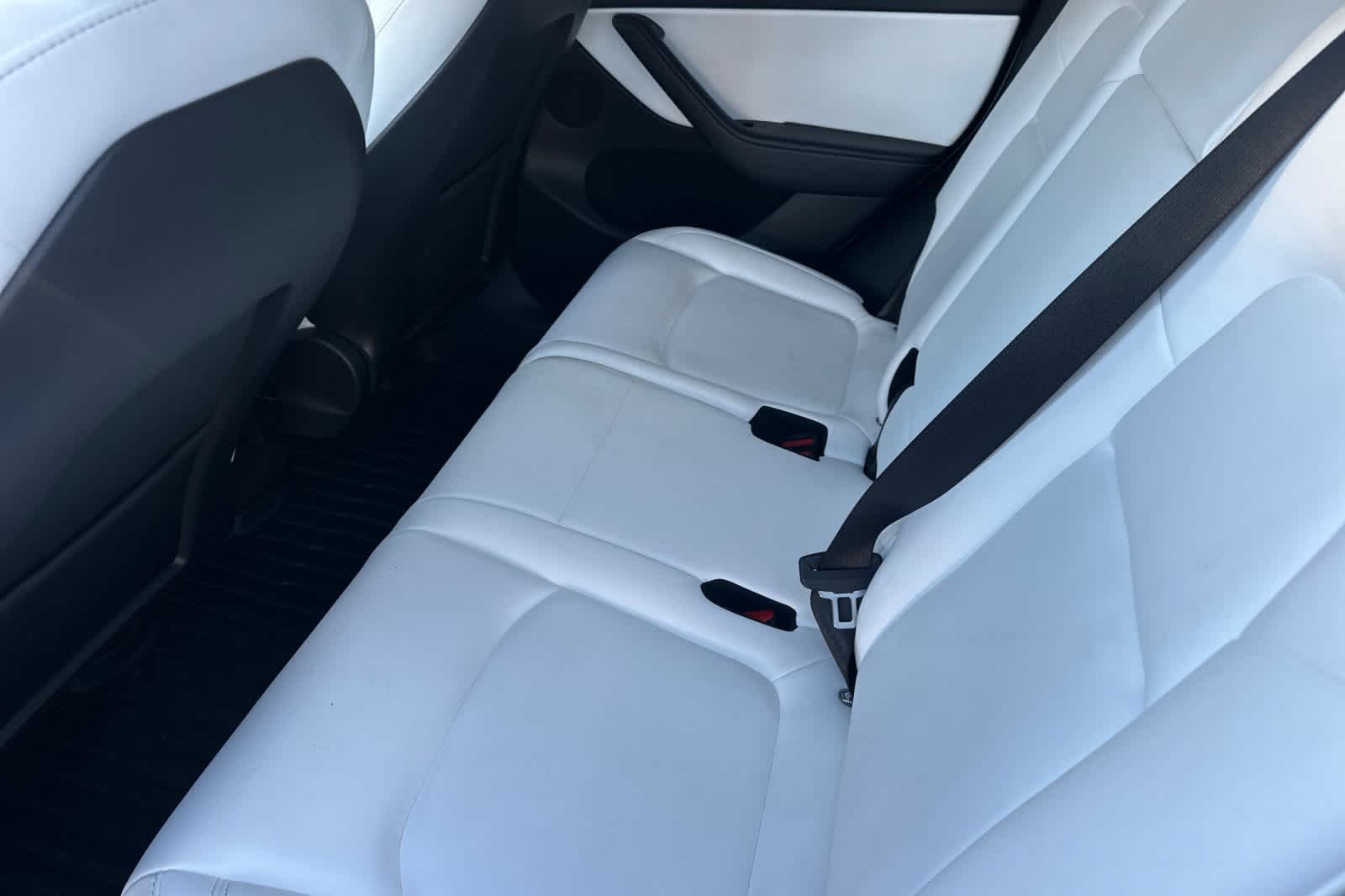 Thumbnail: 2022 Tesla Model Y - 5