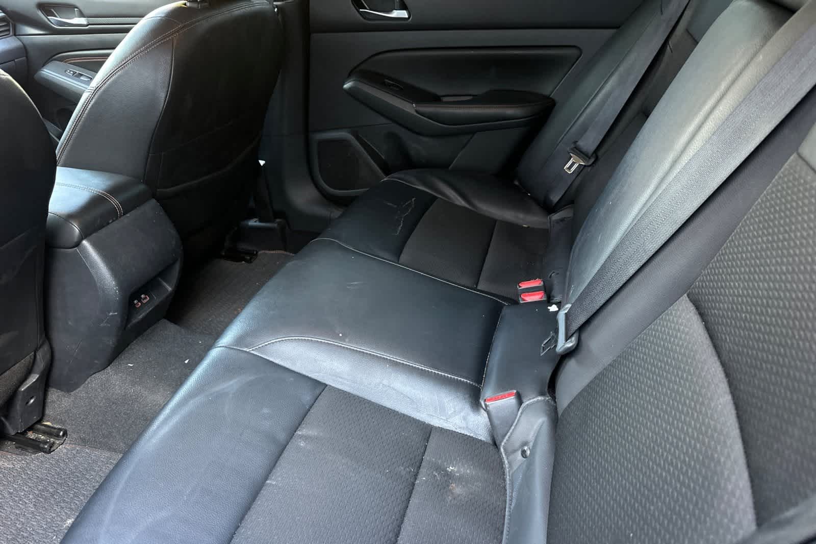 Thumbnail: 2022 Nissan Altima - 5