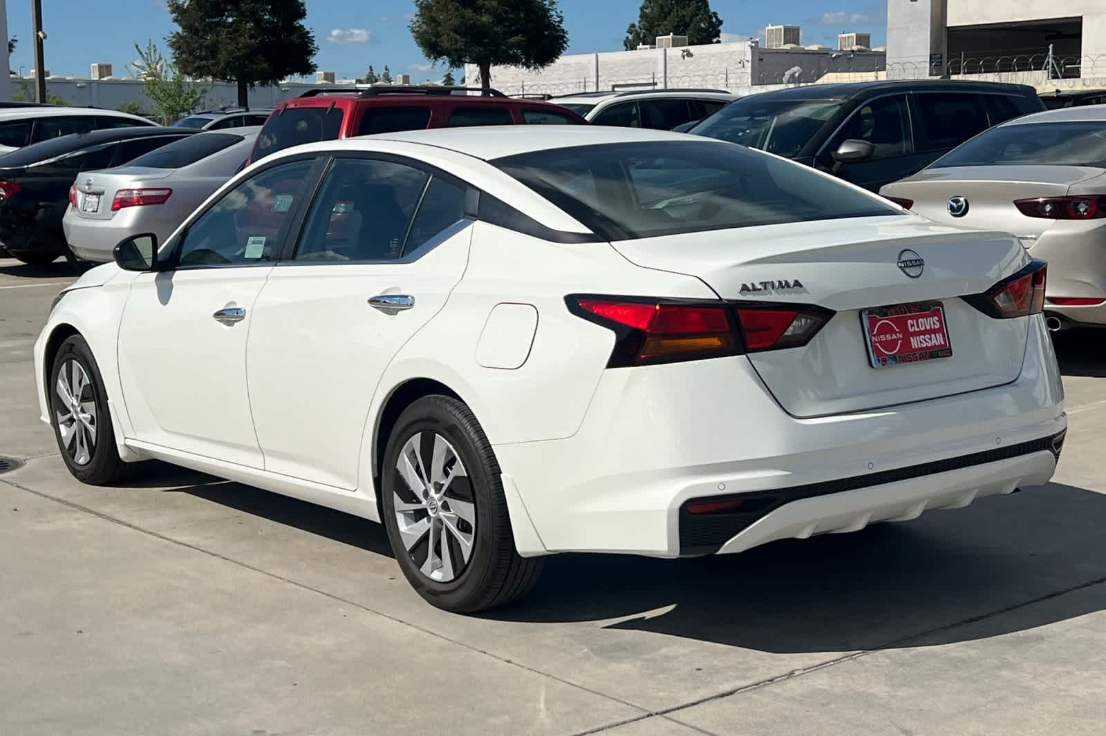 Thumbnail: 2024 Nissan Altima - 7