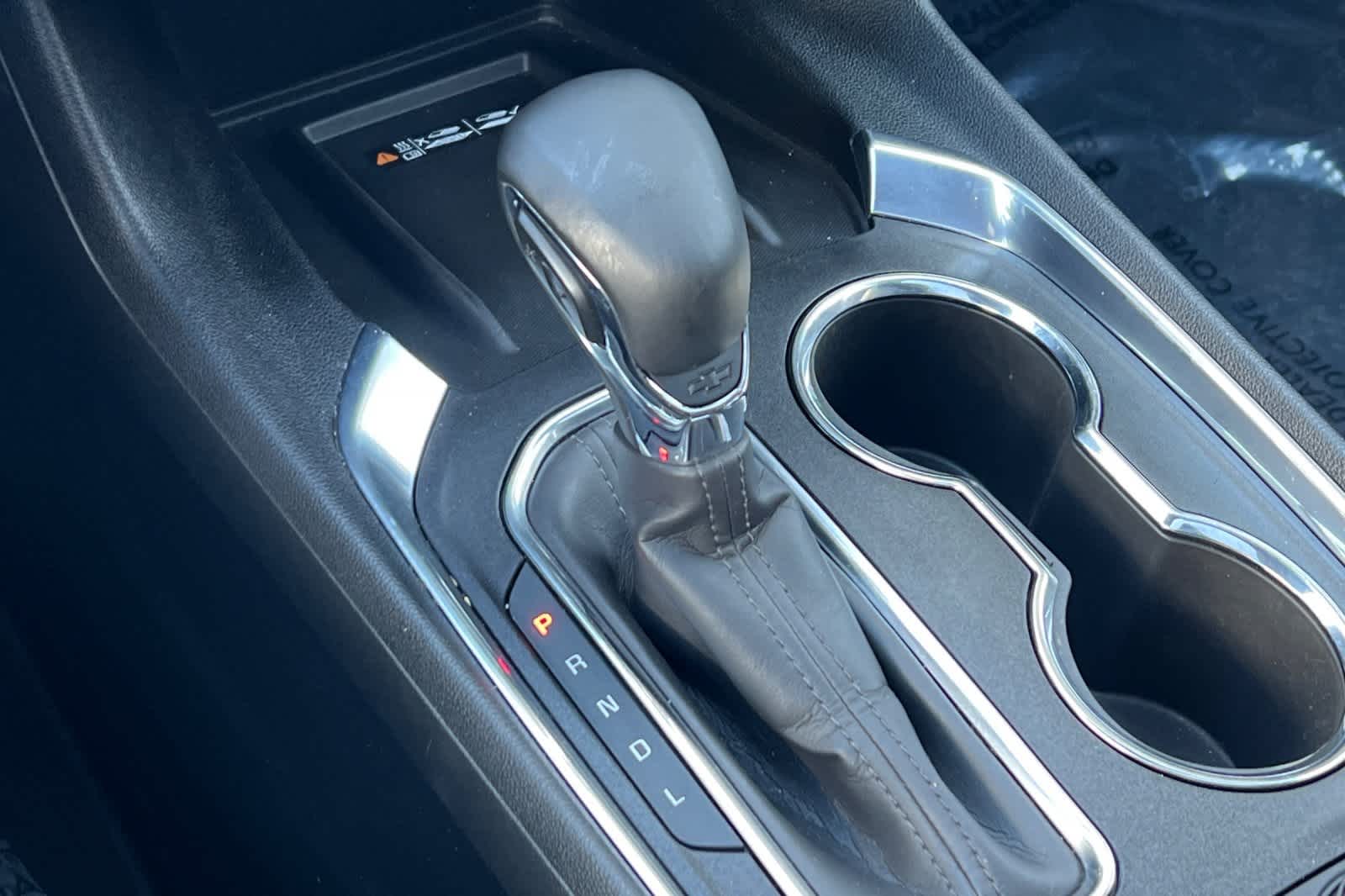 Thumbnail: 2023 Chevrolet Traverse - 26