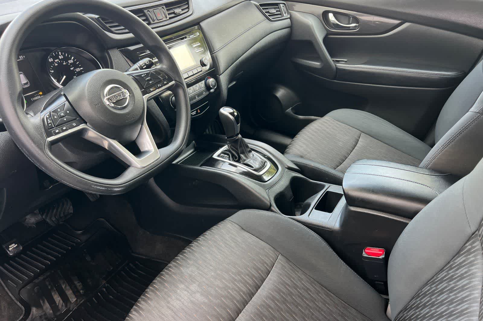 Thumbnail: 2017 Nissan Rogue - 12