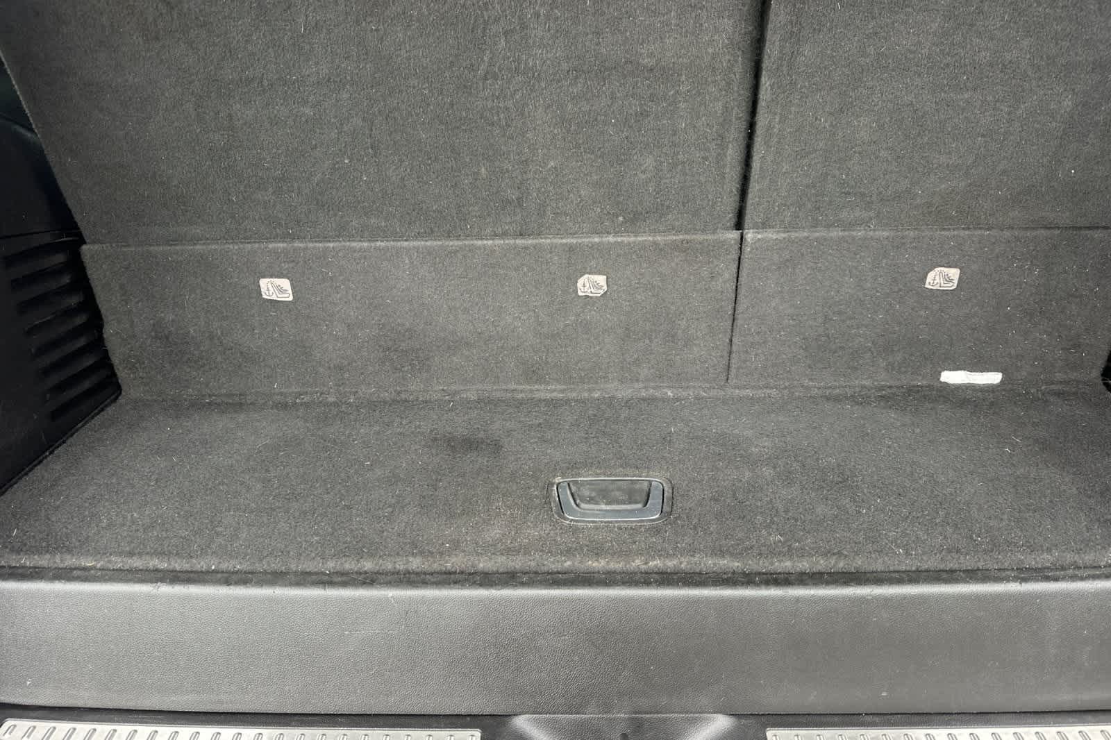 Thumbnail: 2018 Cadillac Escalade - 19