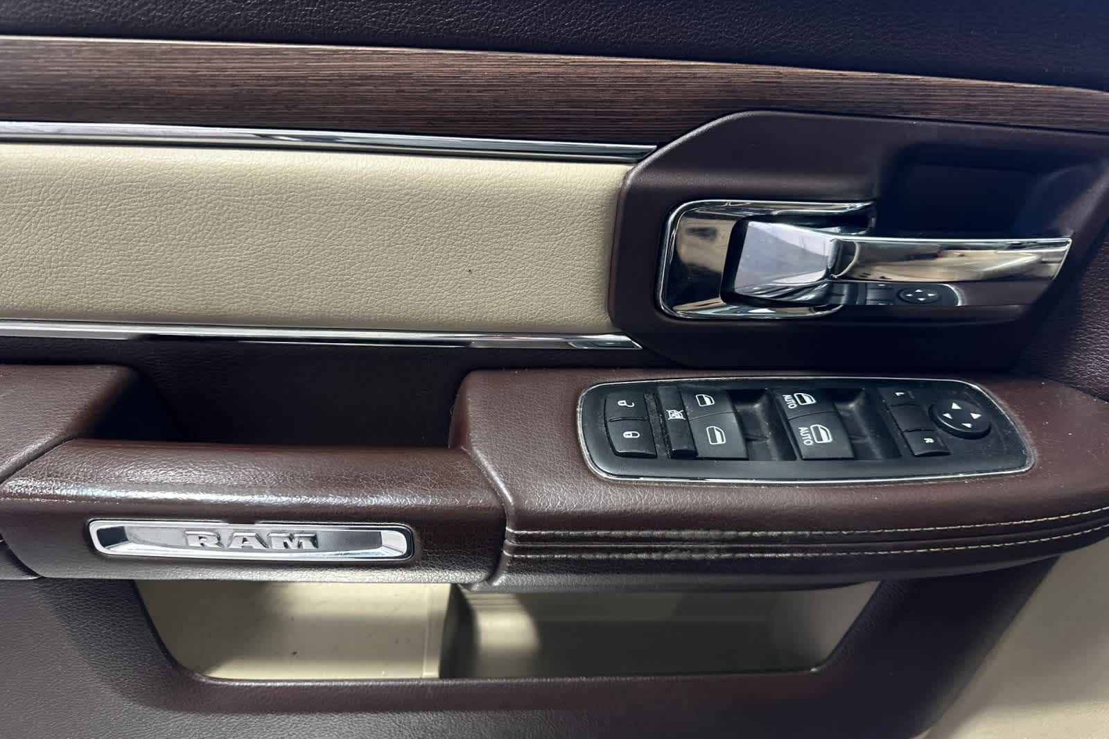 Thumbnail: 2014 RAM 1500 - 15