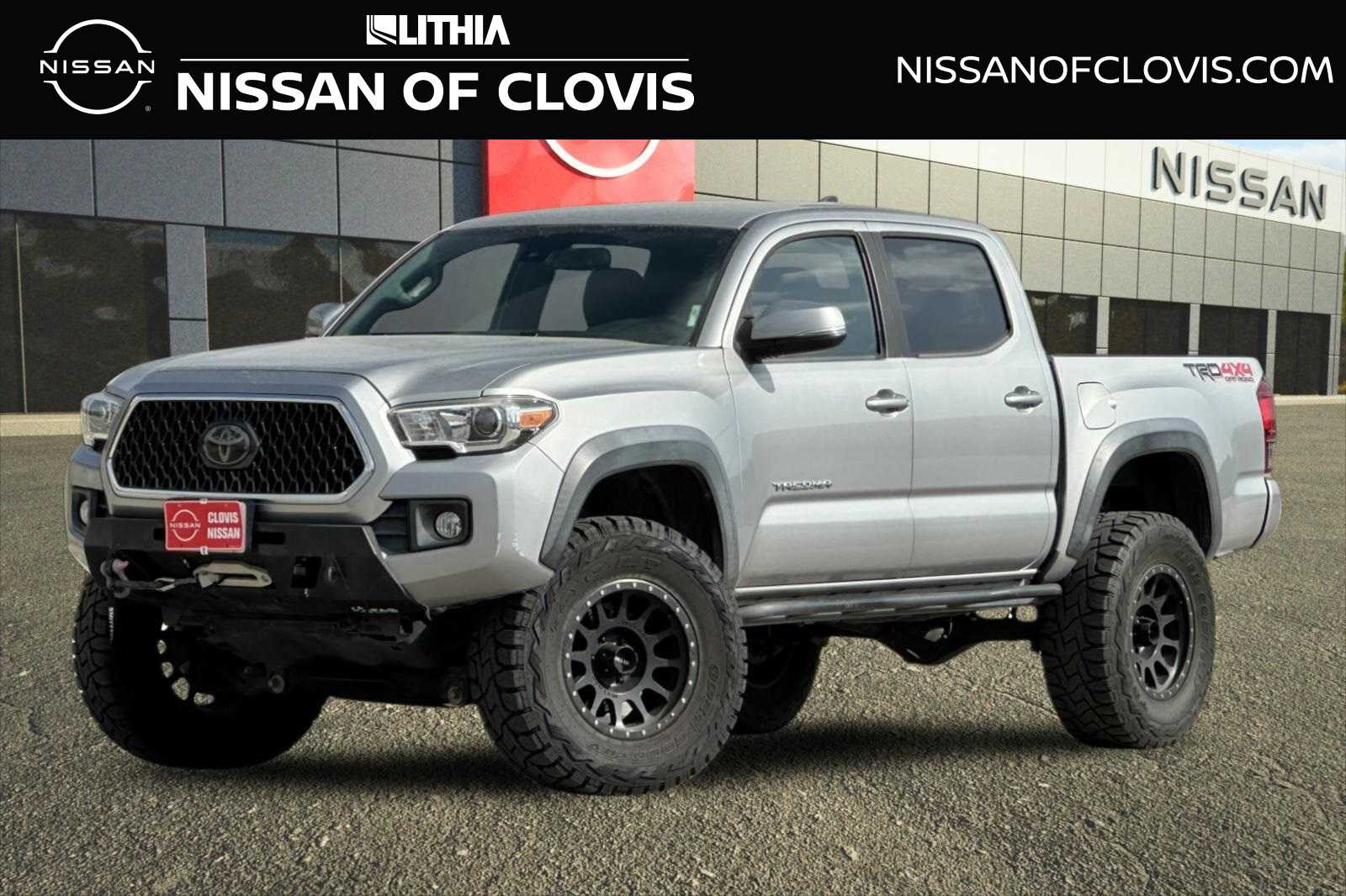 Thumbnail: 2018 Toyota Tacoma - 1