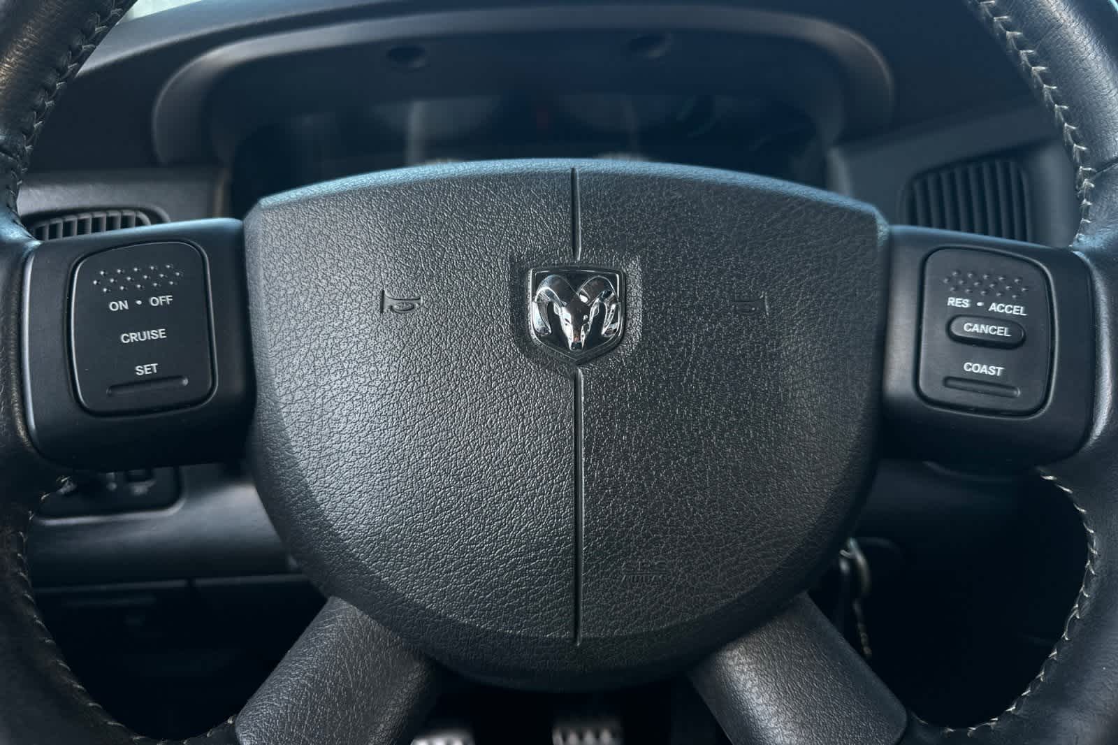 Thumbnail: 2004 Dodge Ram 1500 - 24