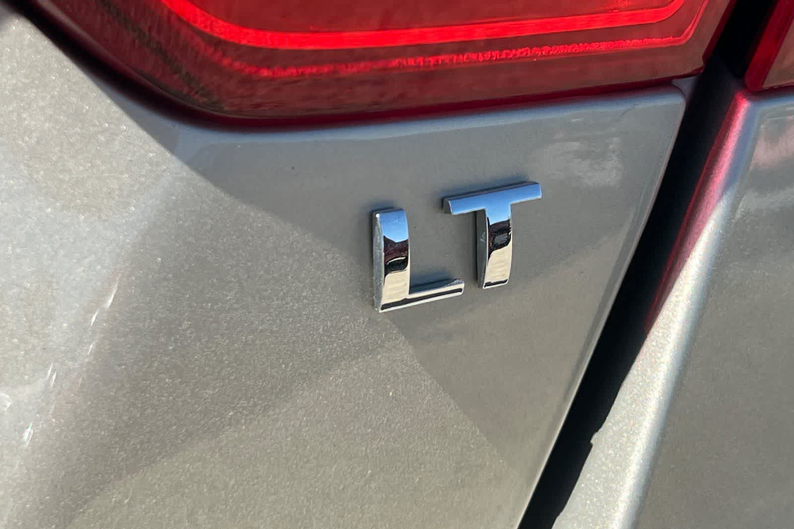 Thumbnail: 2014 Chevrolet Impala - 17