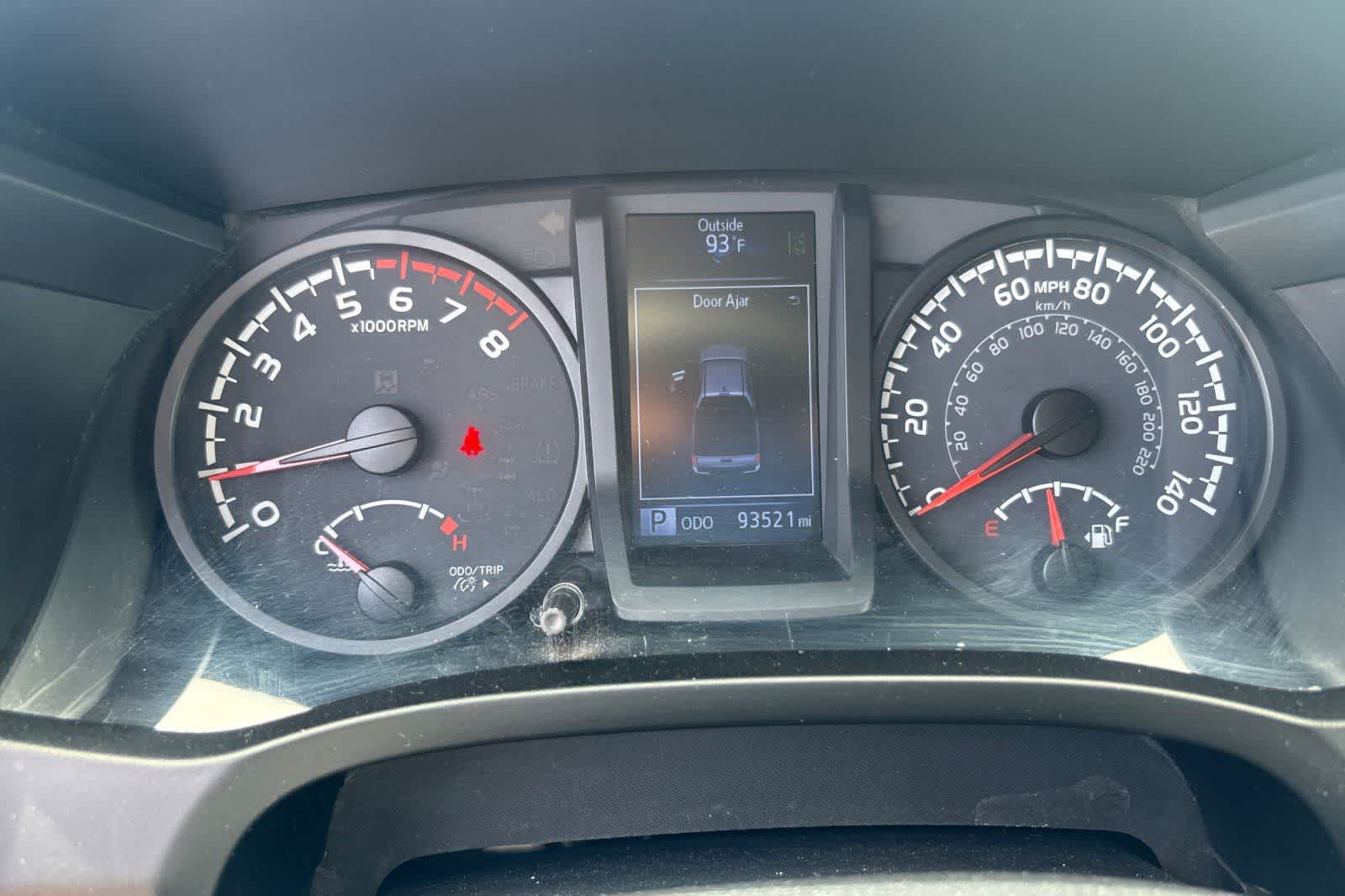 Thumbnail: 2020 Toyota Tacoma - 23