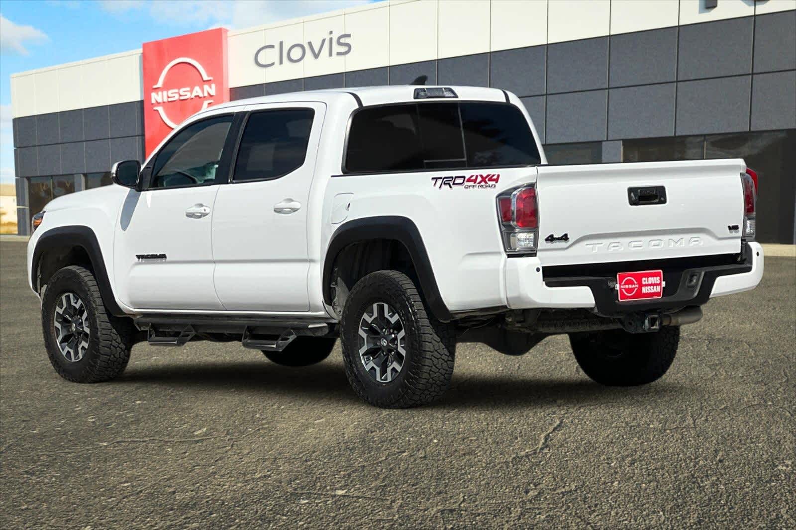 Thumbnail: 2022 Toyota Tacoma - 7
