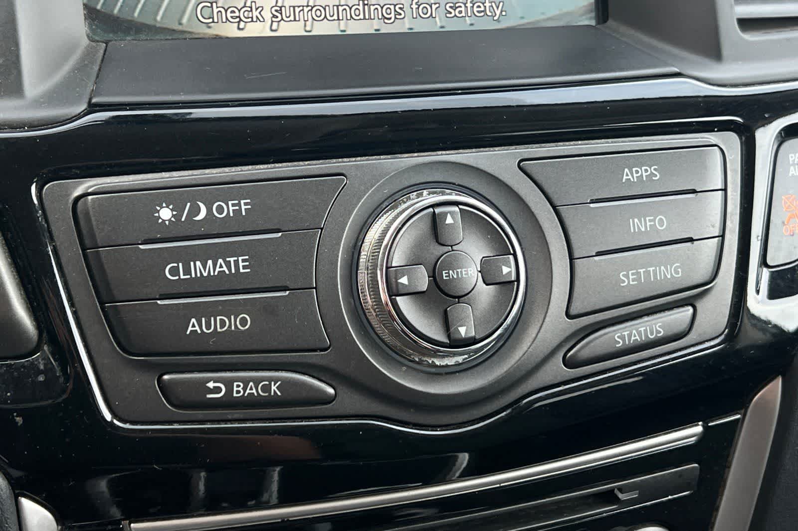 Thumbnail: 2020 Nissan Pathfinder - 22