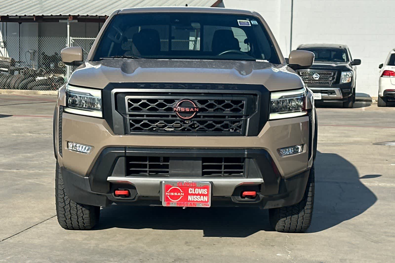 Thumbnail: 2022 Nissan Frontier - 11