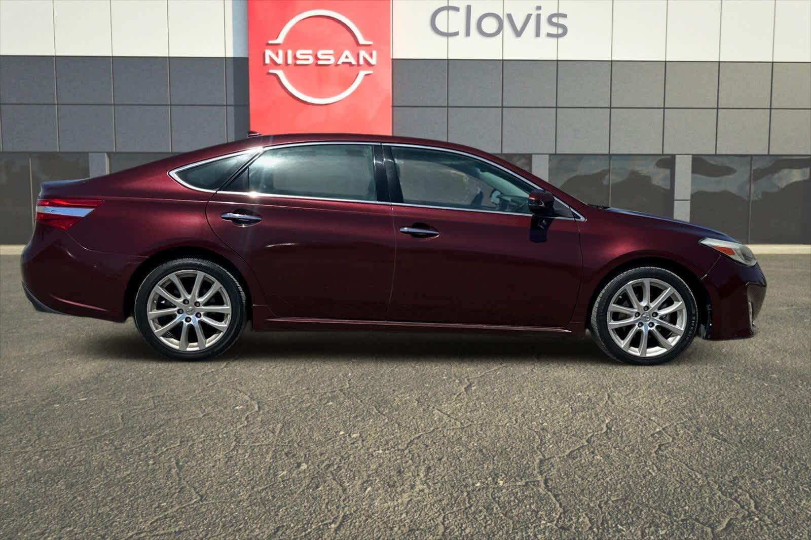 Thumbnail: 2013 Toyota Avalon - 9