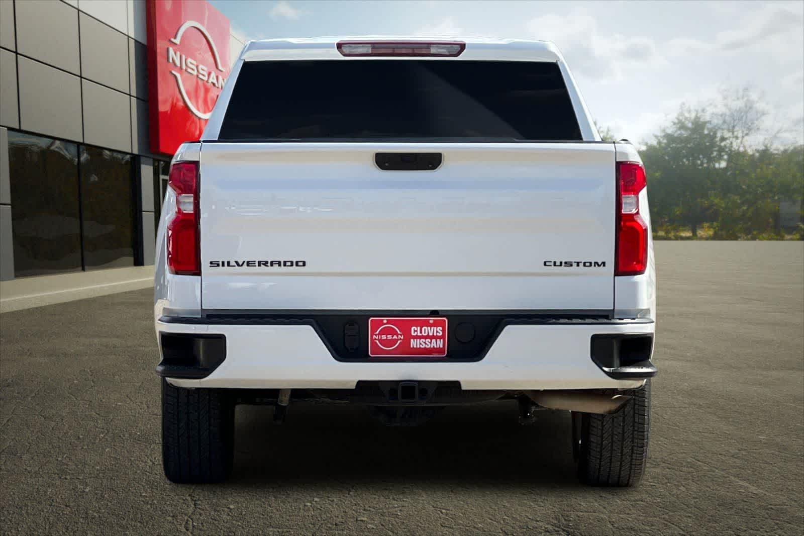 Thumbnail: 2021 Chevrolet Silverado 1500 - 8