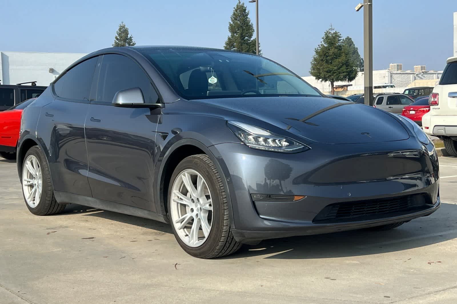 Thumbnail: 2021 Tesla Model Y - 10