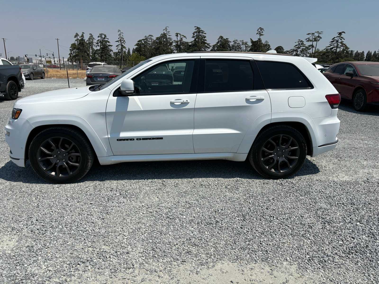 Thumbnail: 2020 Jeep Grand Cherokee - 5