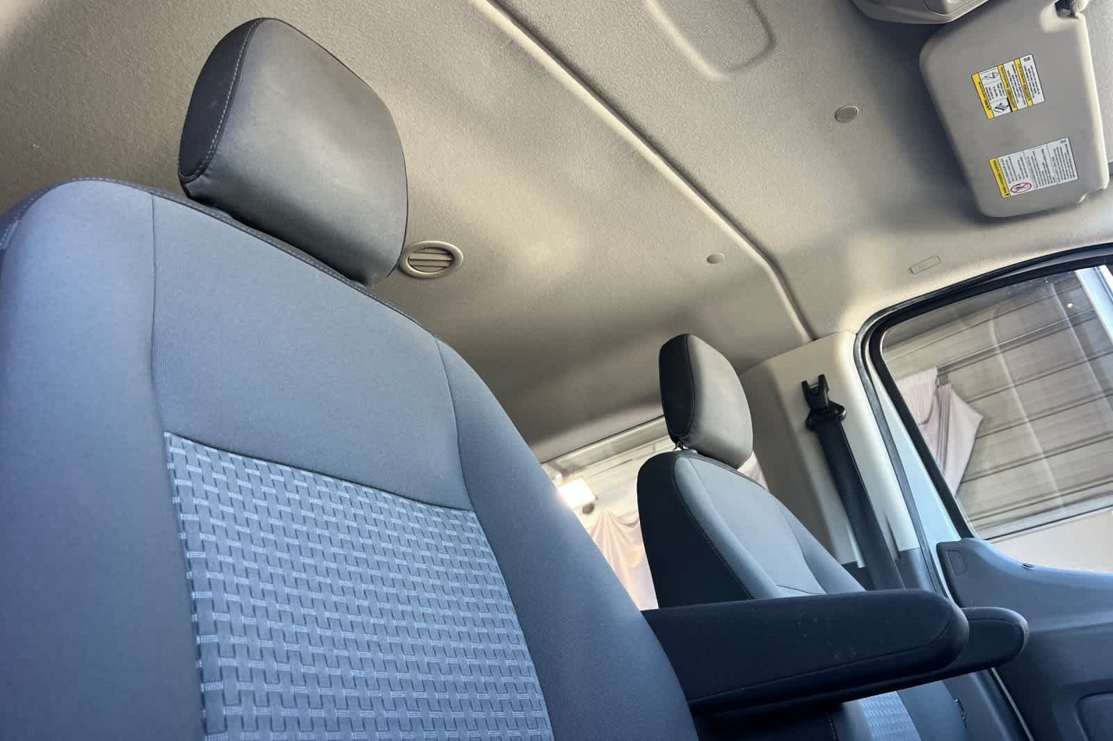 2021 Ford Econoline E-350 19