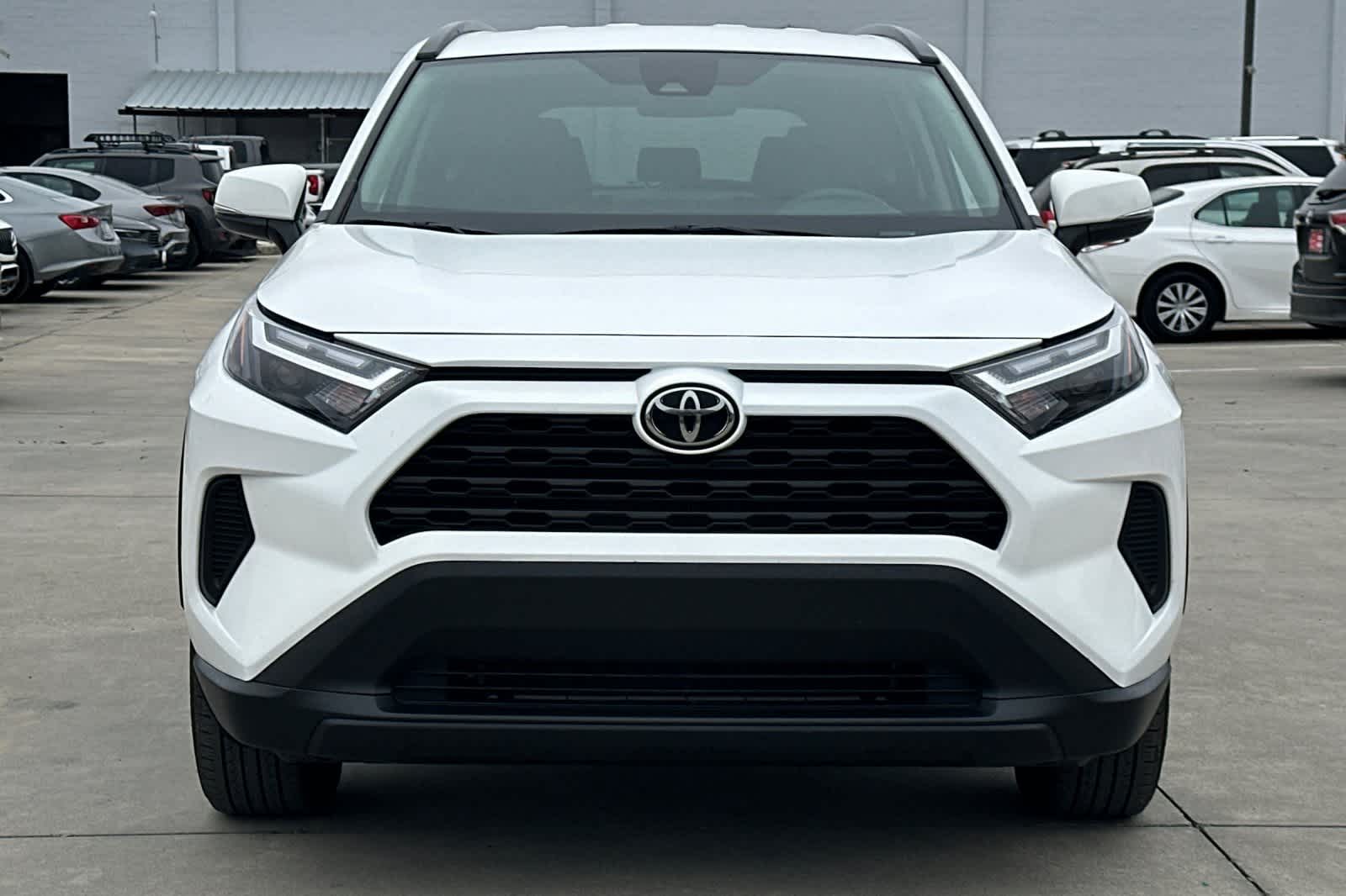 Thumbnail: 2025 Toyota RAV4 - 11