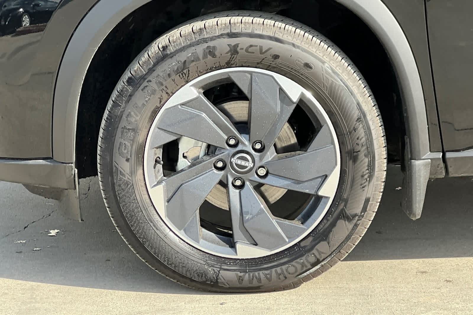 2024 Nissan Rogue SV 26