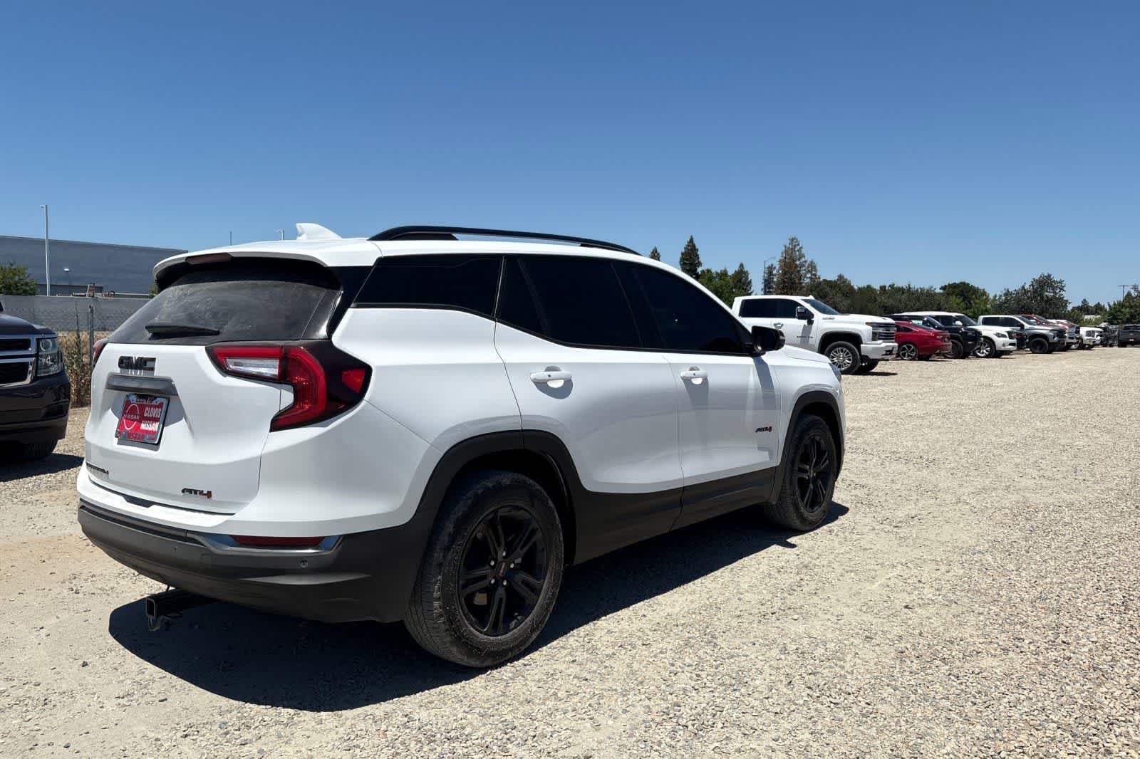 Thumbnail: 2024 GMC Terrain - 3