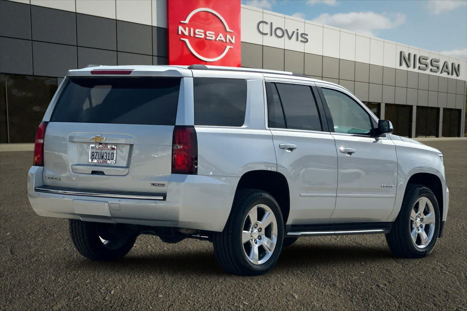 Thumbnail: 2018 Chevrolet Tahoe - 3