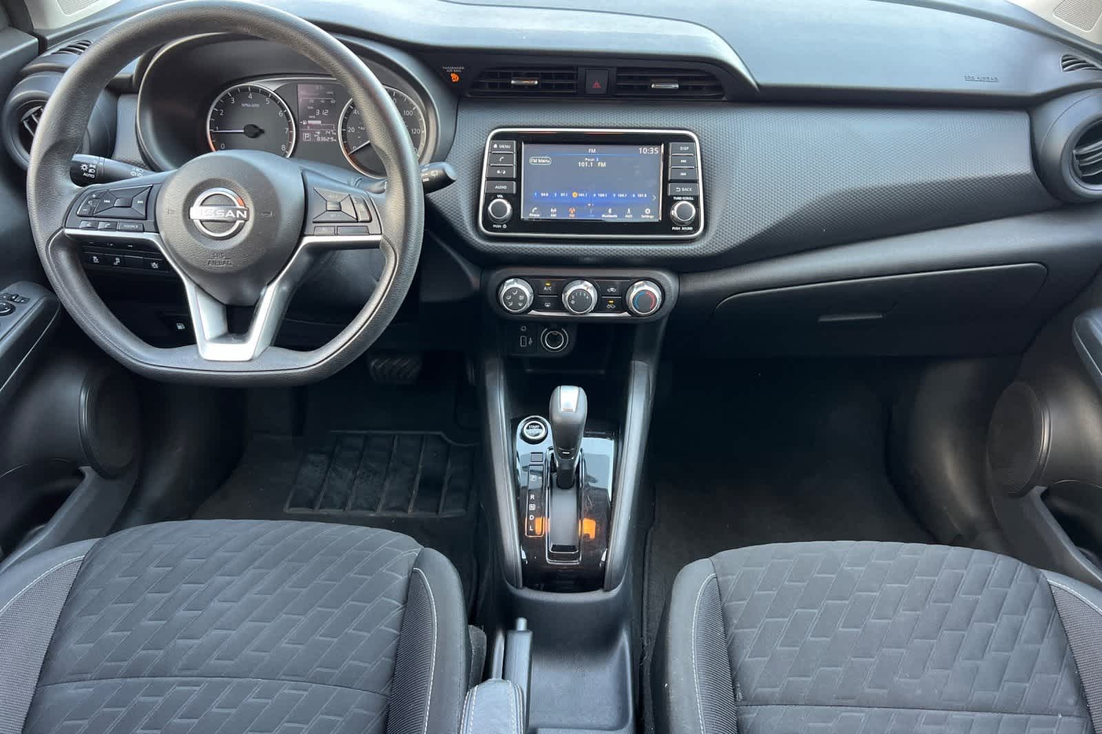 Thumbnail: 2022 Nissan Kicks - 4