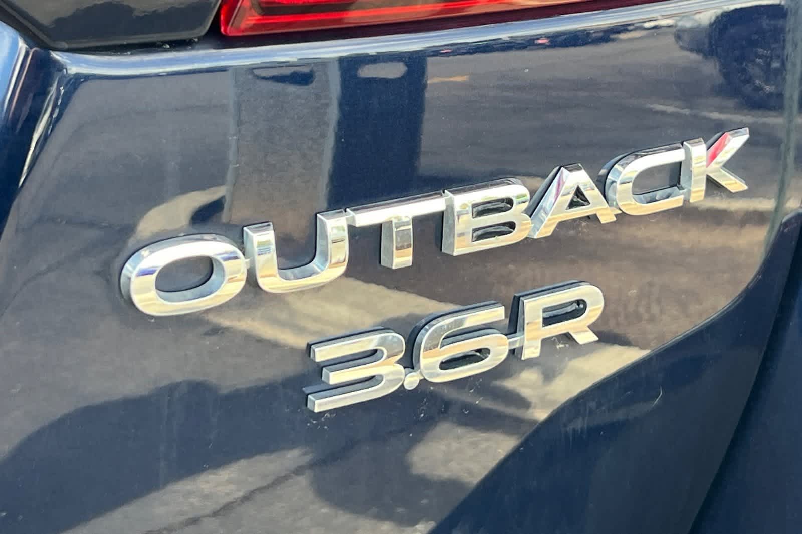 Thumbnail: 2018 Subaru Outback - 17