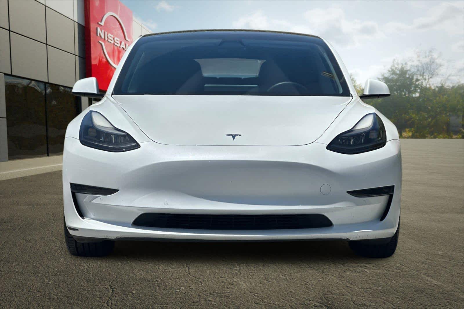 Thumbnail: 2021 Tesla Model 3 - 11