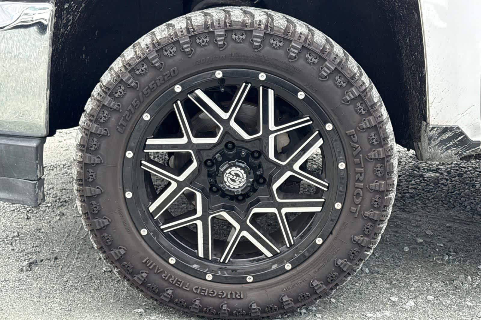Thumbnail: 2017 Chevrolet Silverado 1500 - 12