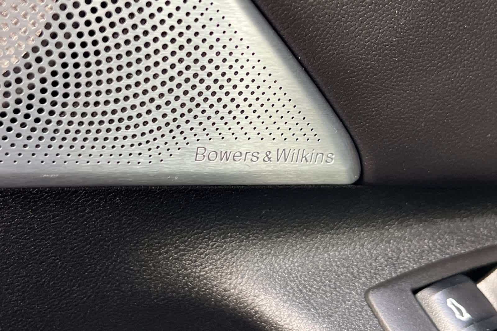 Thumbnail: 2021 BMW M5 - 21