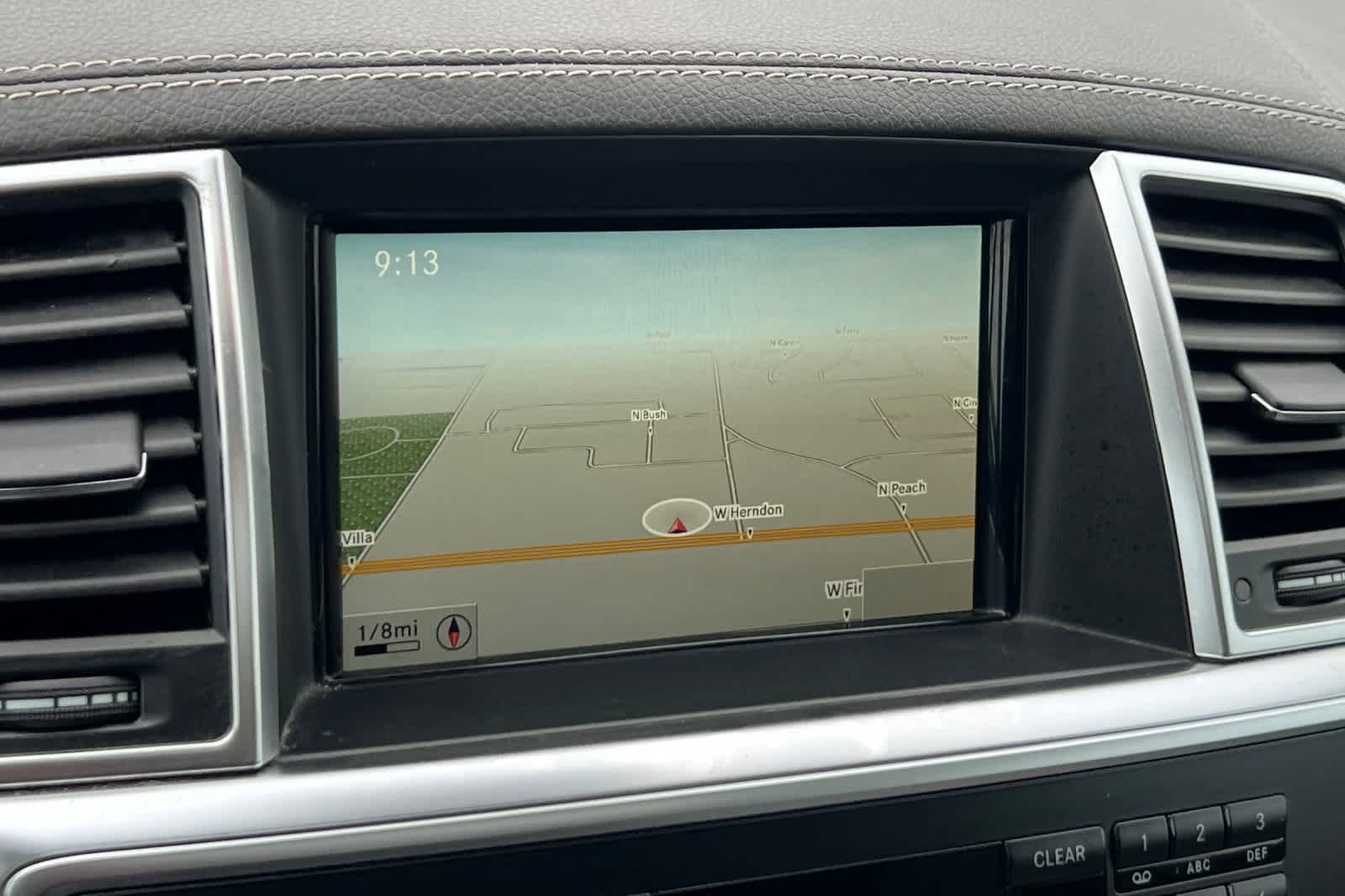 Thumbnail: 2016 Mercedes-Benz GL-Class - 25