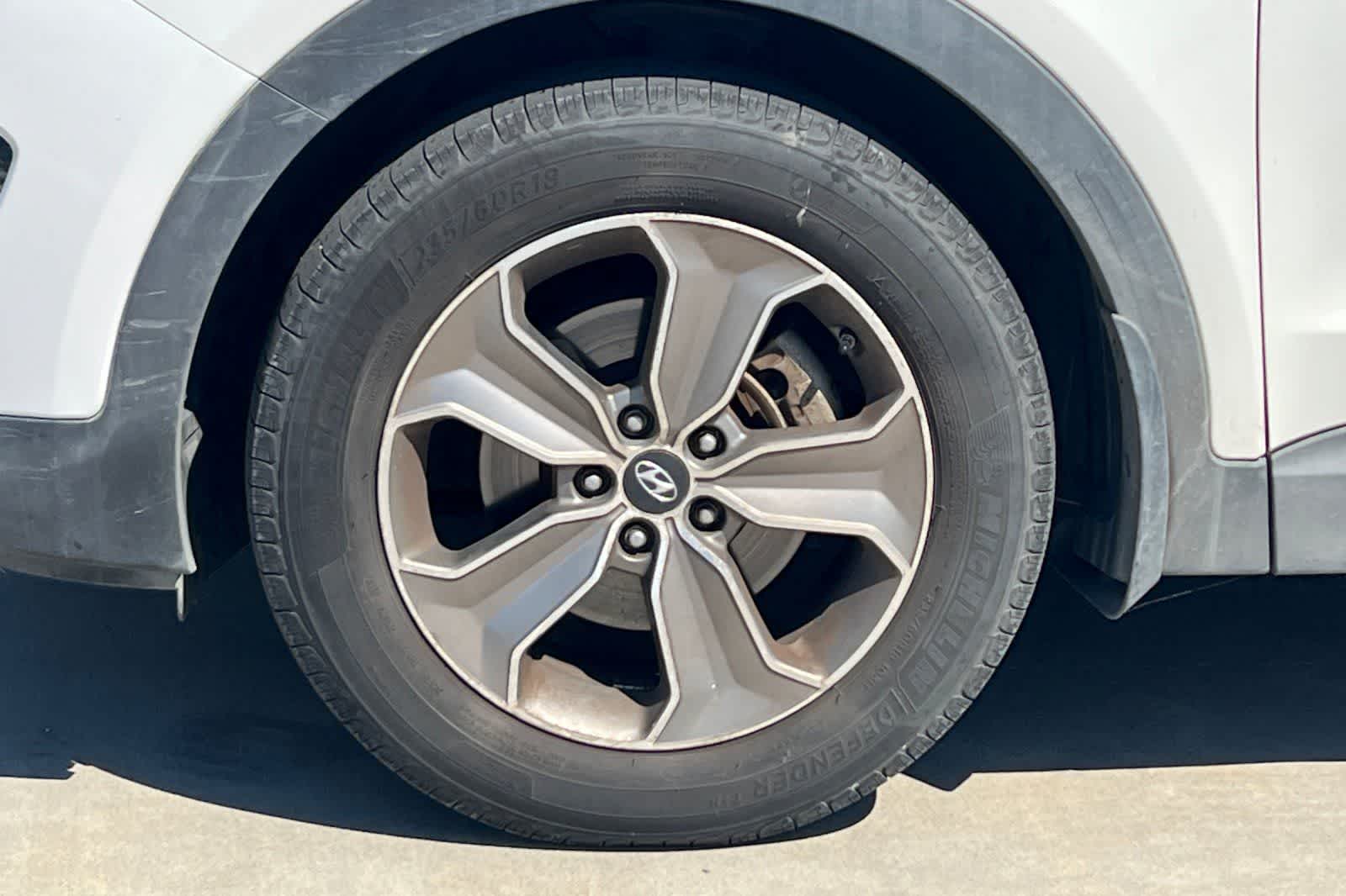 Thumbnail: 2014 Hyundai Santa Fe - 12