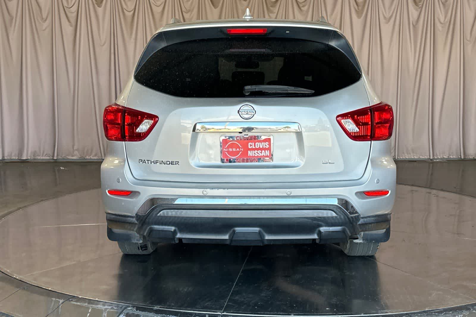 Thumbnail: 2020 Nissan Pathfinder - 8