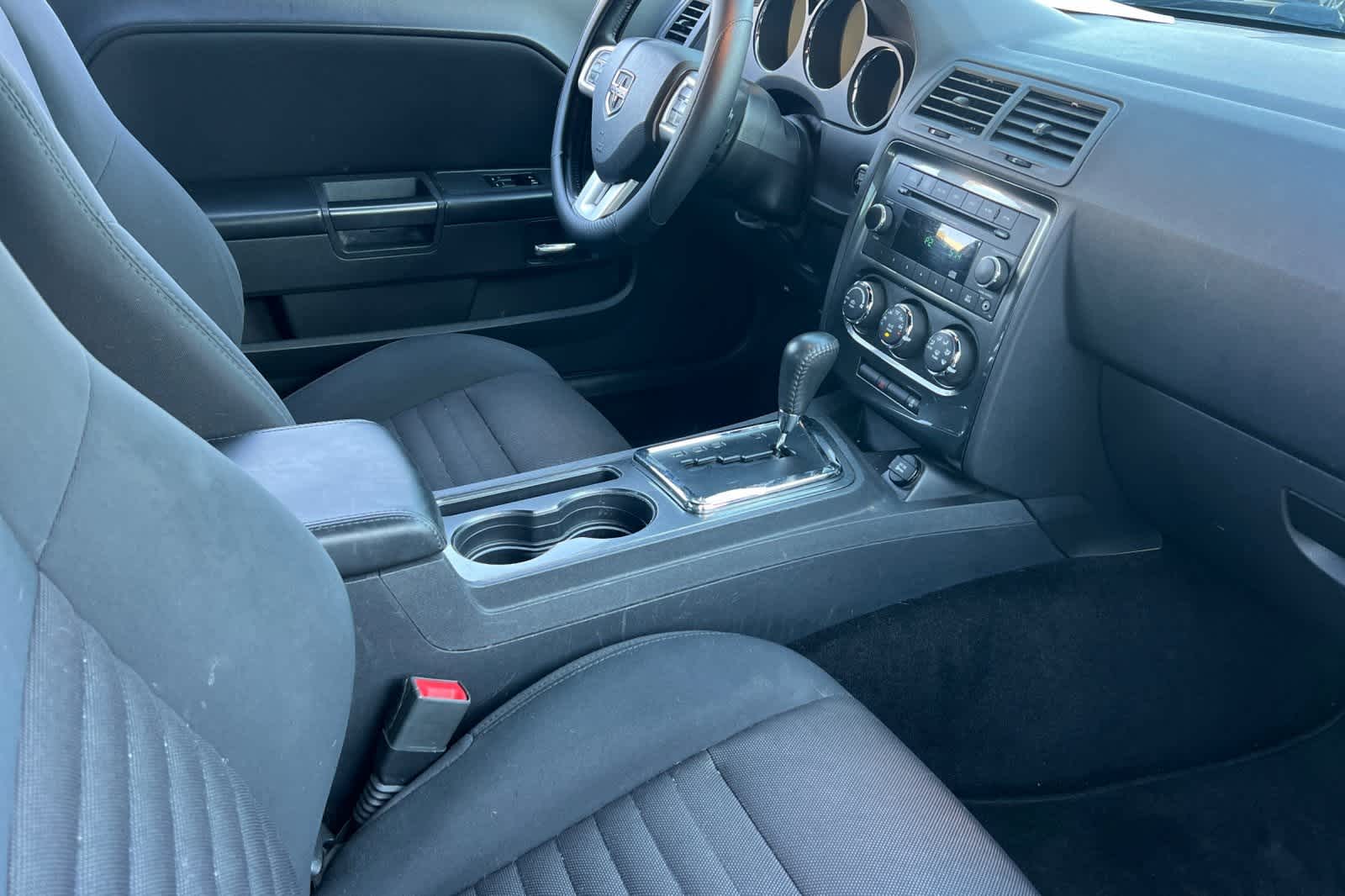 Thumbnail: 2014 Dodge Challenger - 18