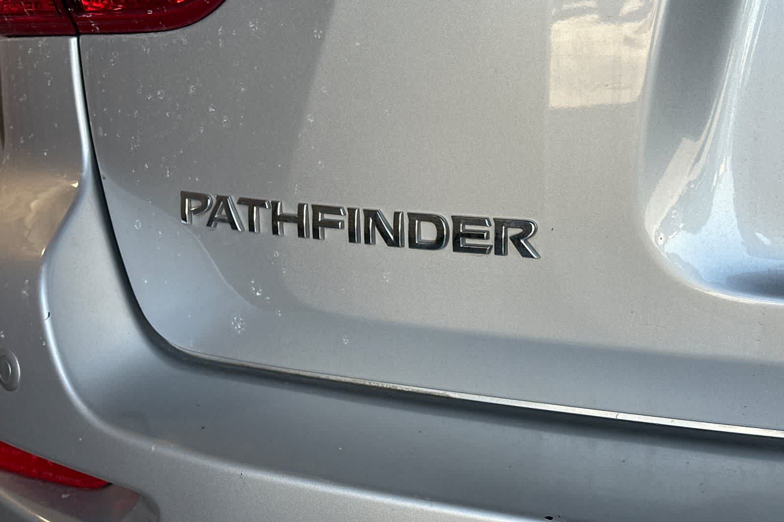 Thumbnail: 2020 Nissan Pathfinder - 13