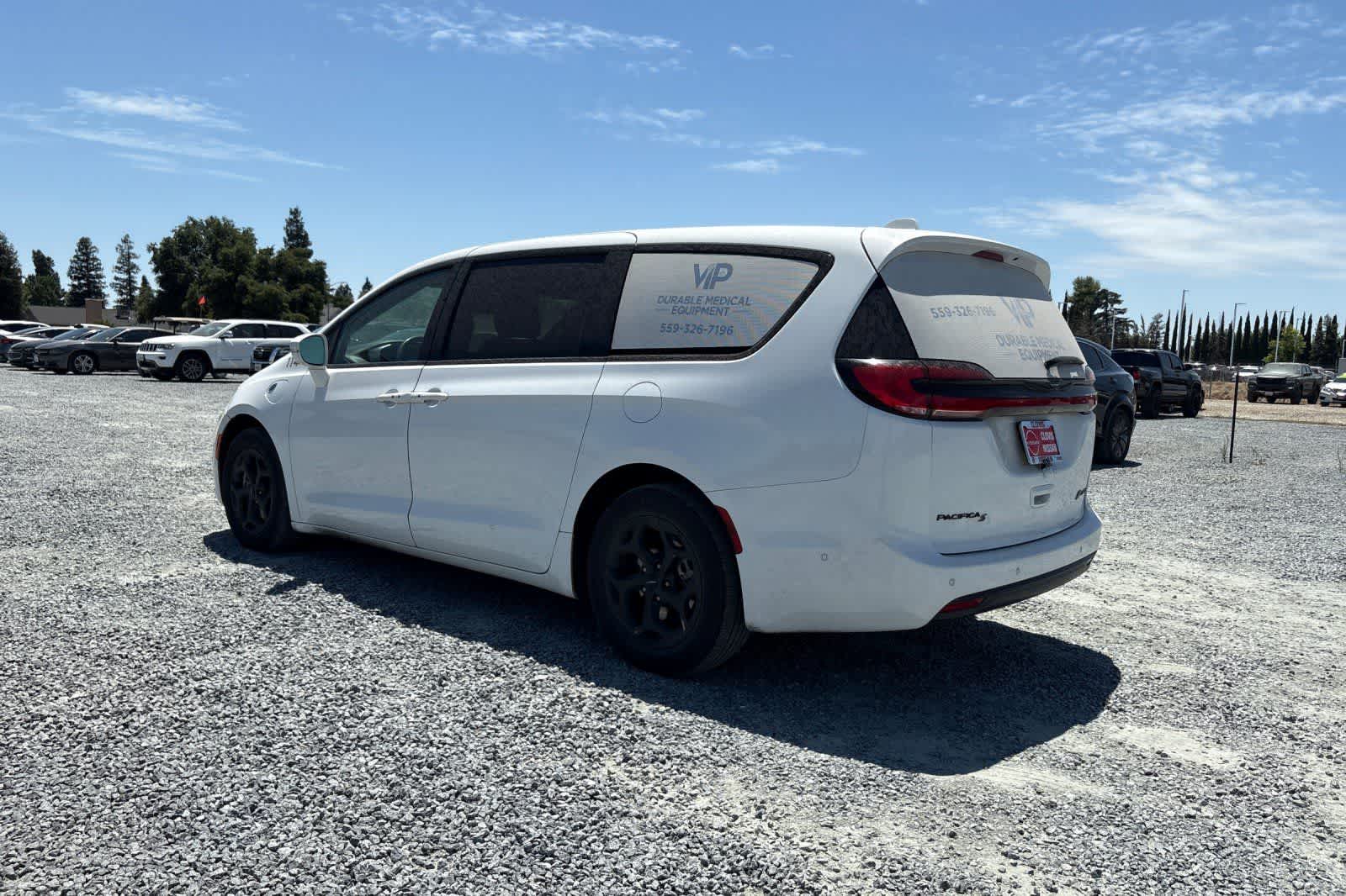 Thumbnail: 2022 Chrysler Pacifica - 7