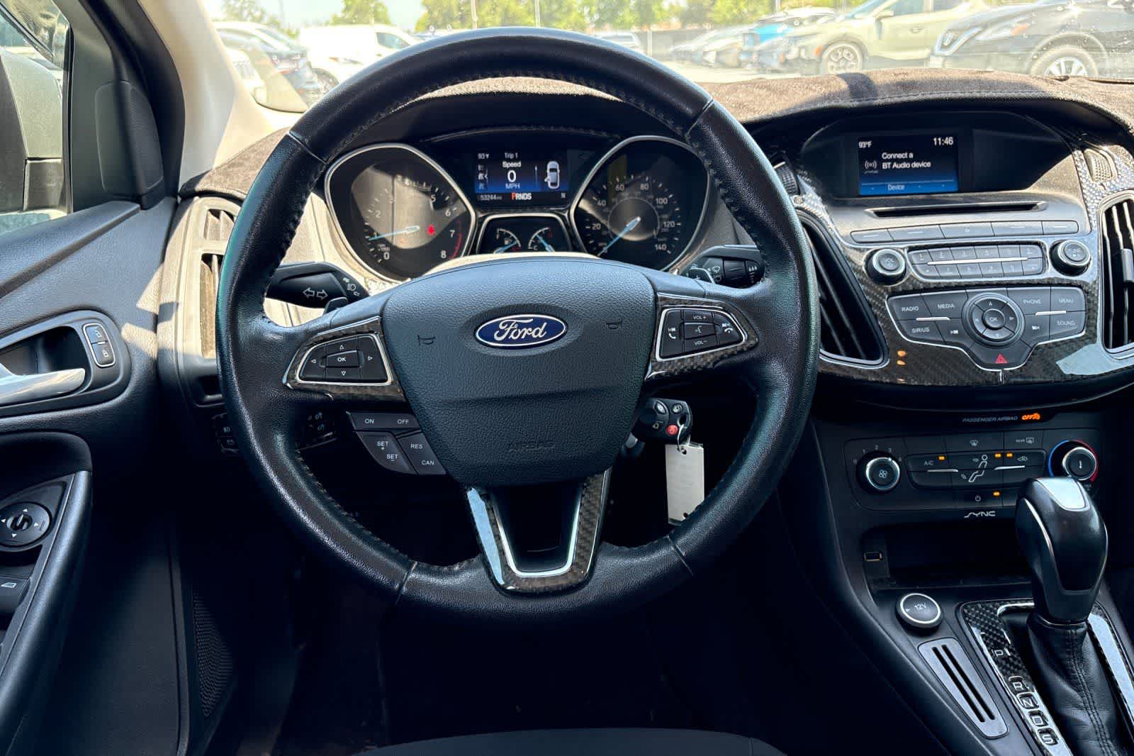 Thumbnail: 2015 Ford Focus - 16