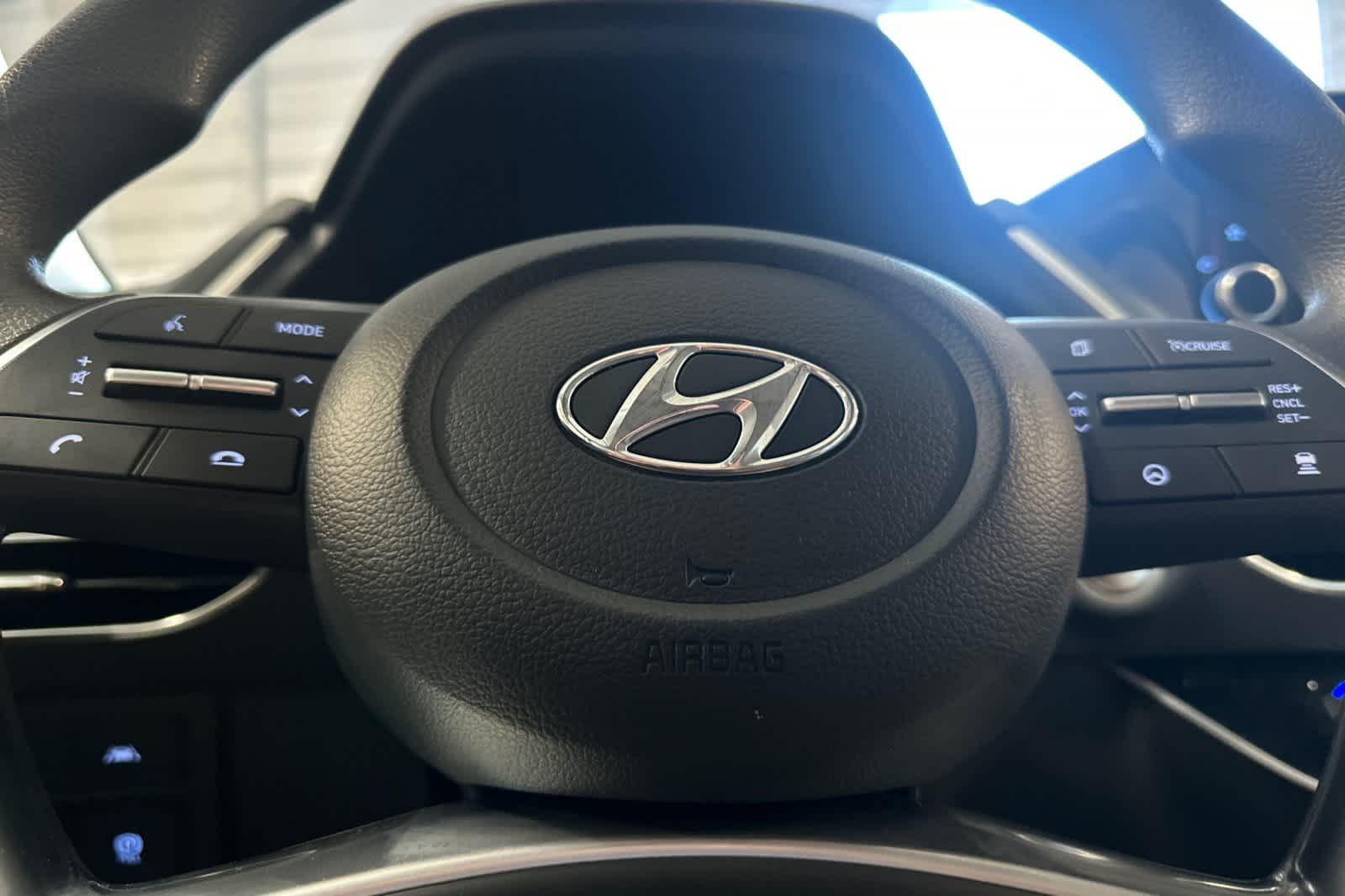 Thumbnail: 2023 Hyundai Sonata - 26