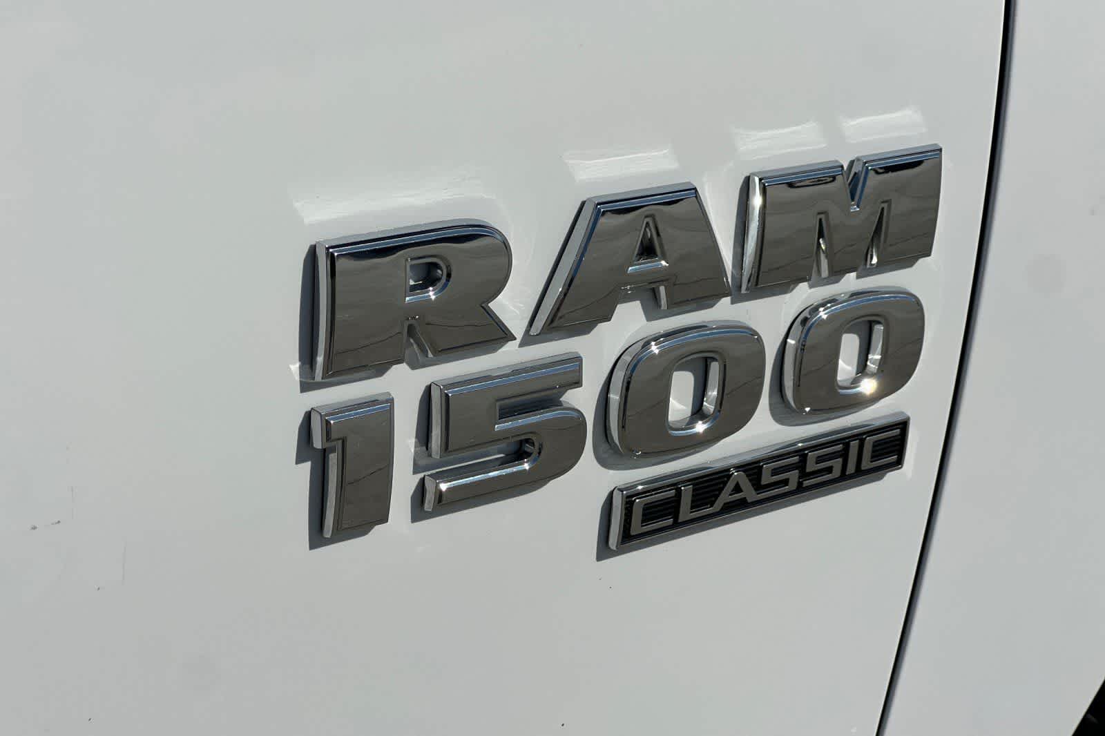 Thumbnail: 2023 RAM 1500 Classic - 17
