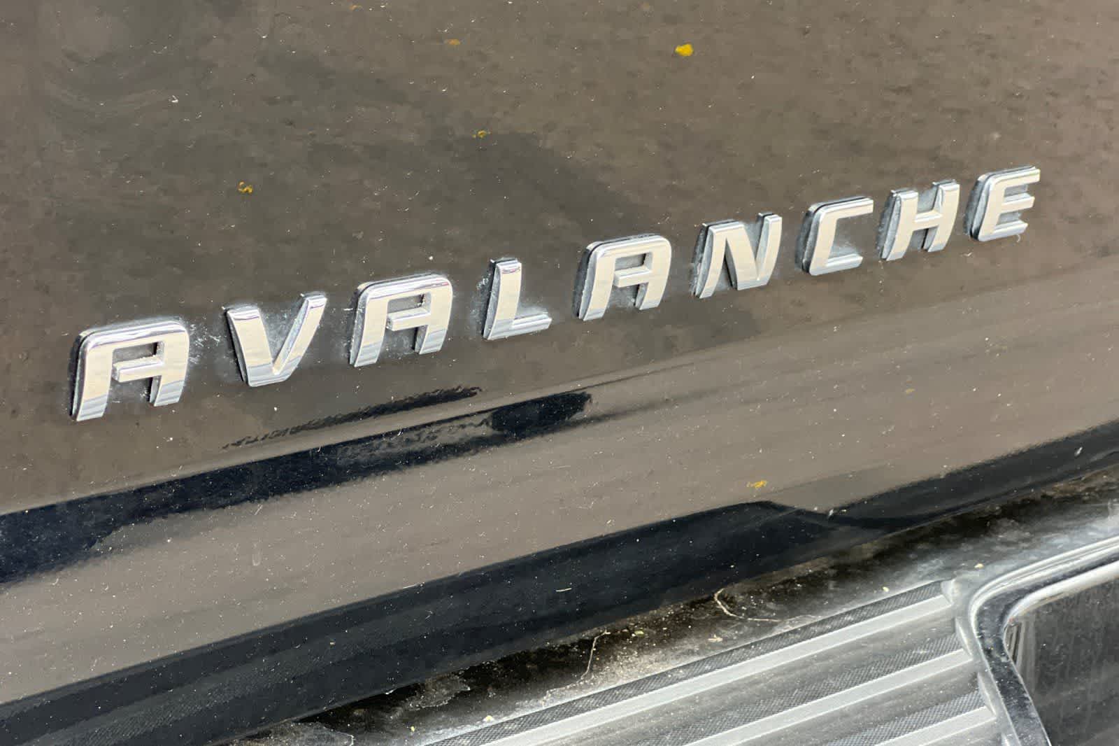 Thumbnail: 2012 Chevrolet Avalanche 1500 - 17