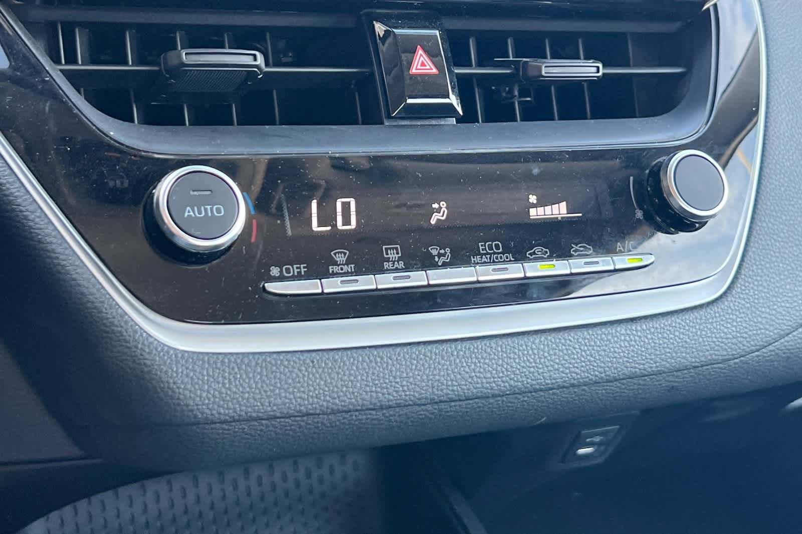 Thumbnail: 2025 Toyota Corolla - 20