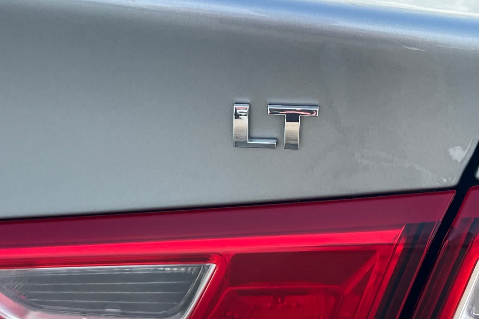 Thumbnail: 2024 Chevrolet Malibu - 17