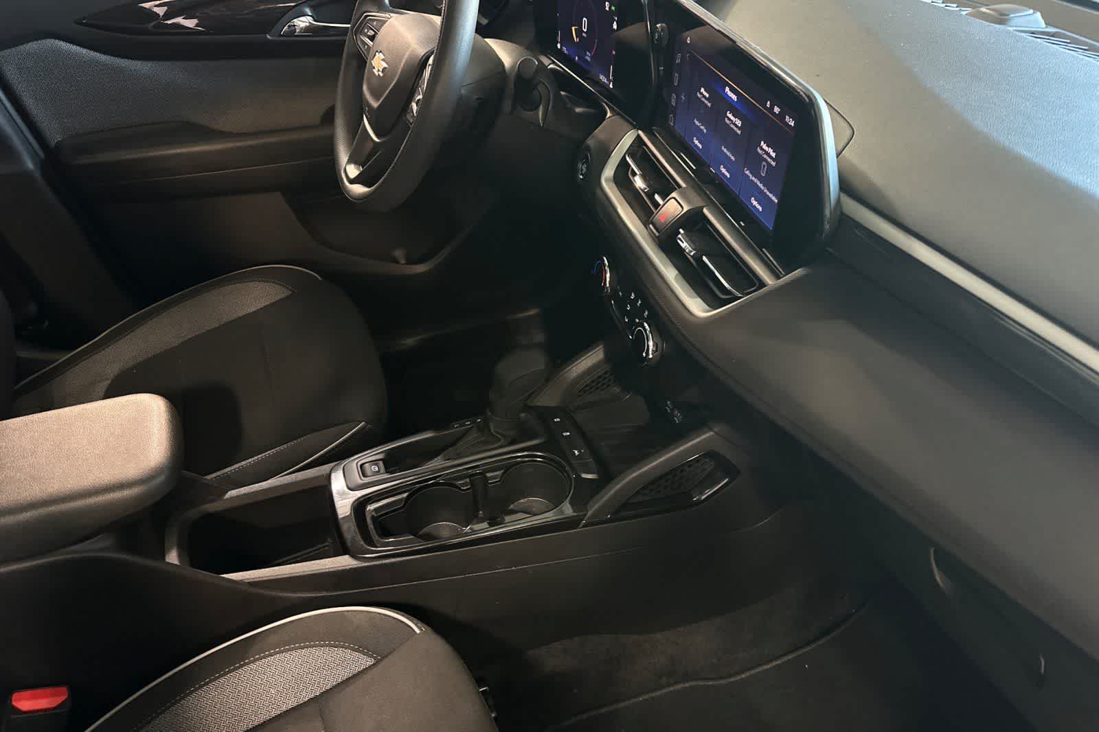 Thumbnail: 2025 Chevrolet TrailBlazer - 18