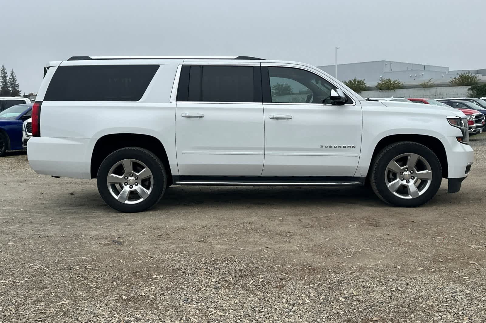 Thumbnail: 2018 Chevrolet Suburban - 9
