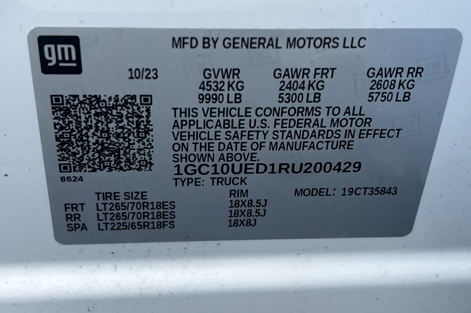 Thumbnail: 2024 Chevrolet Silverado EV - 28