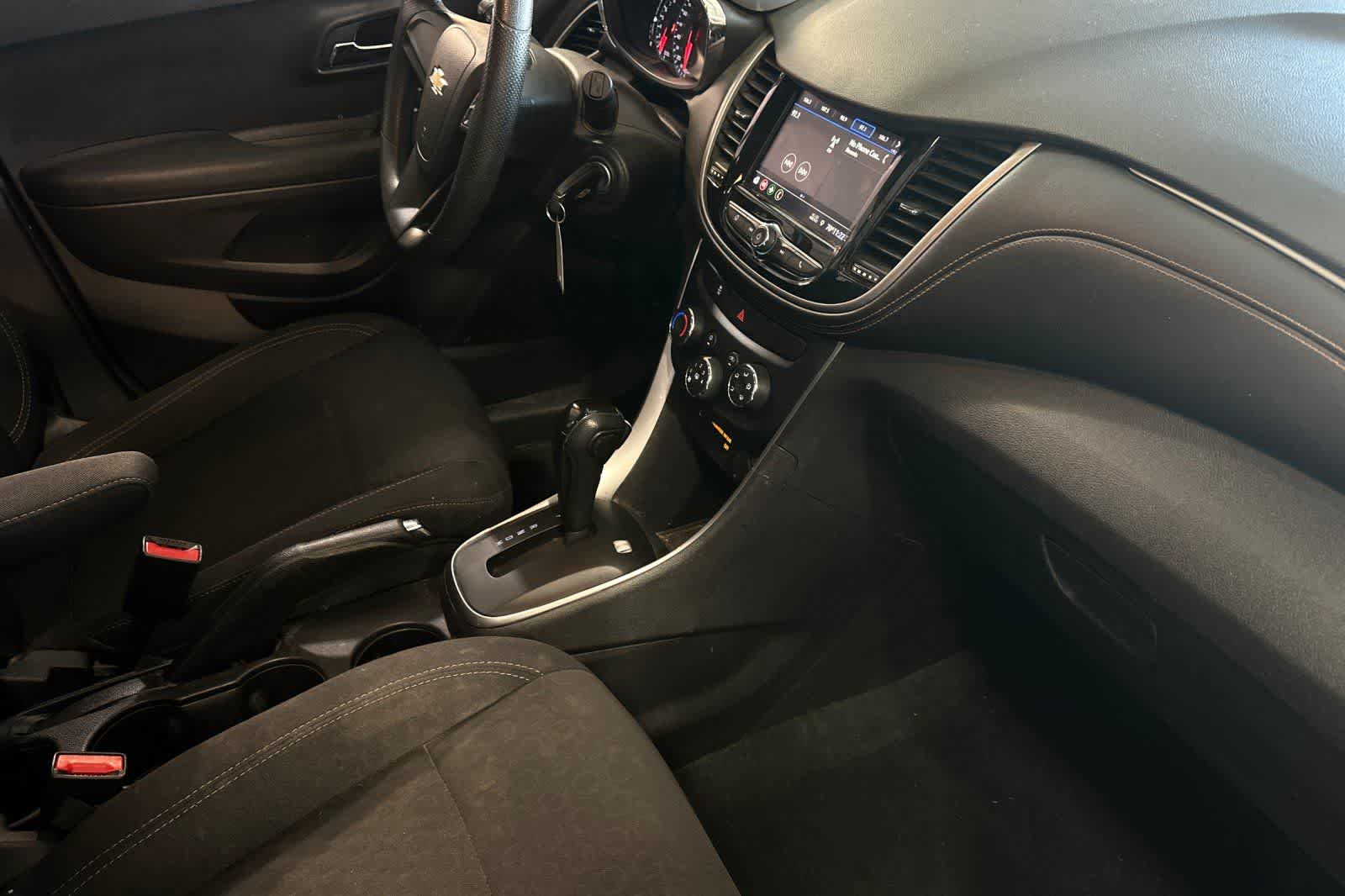 Thumbnail: 2020 Chevrolet Trax - 18