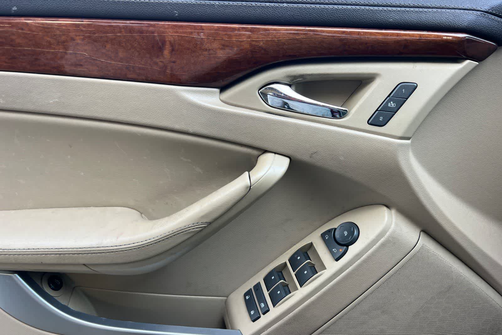 Thumbnail: 2010 Cadillac CTS - 15