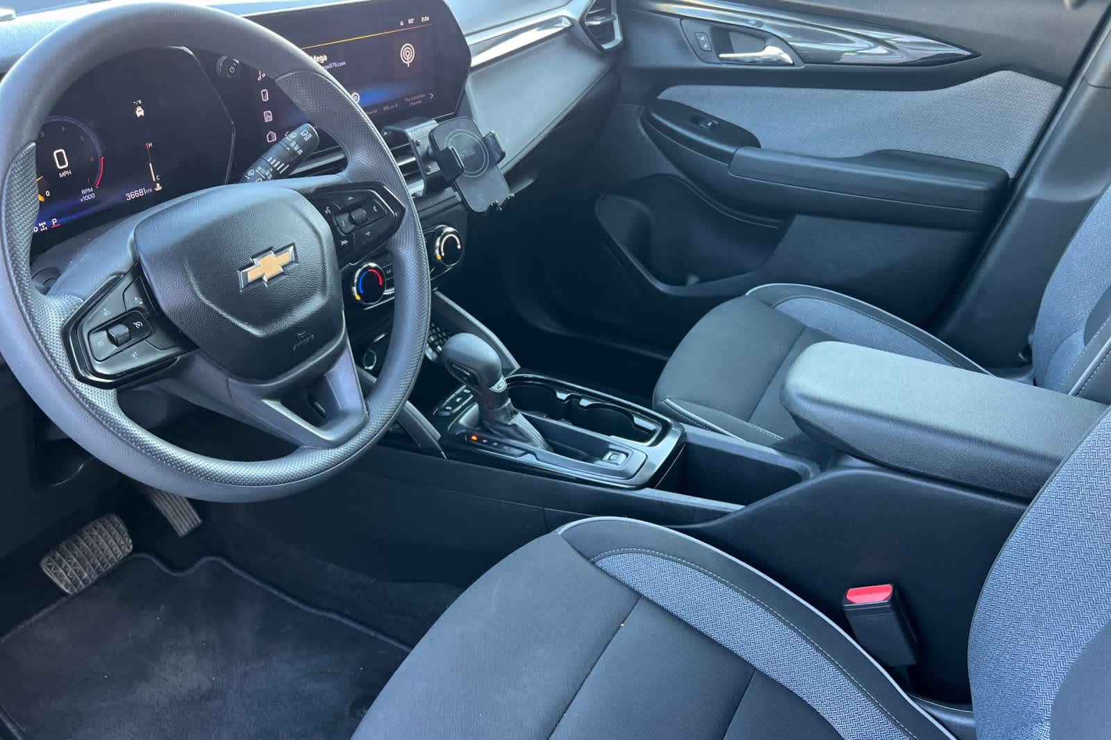 Thumbnail: 2024 Chevrolet TrailBlazer - 12